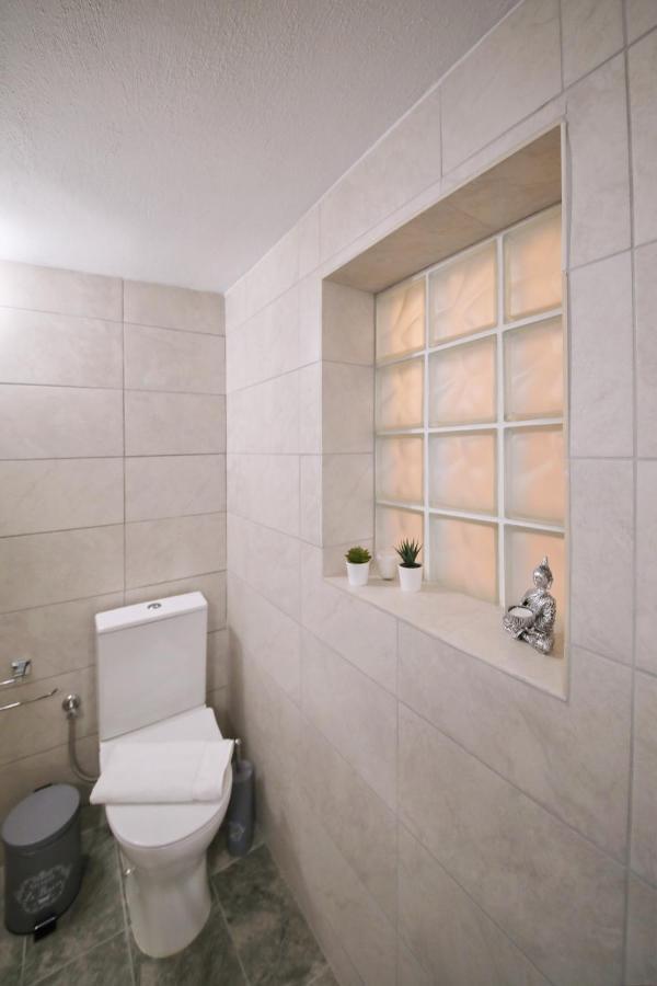 Vanilla Guesthouse Скопелос Екстериор снимка